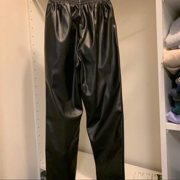 Brand New Missguided Faux Leather Tapered Pants - Picture 2 of 3